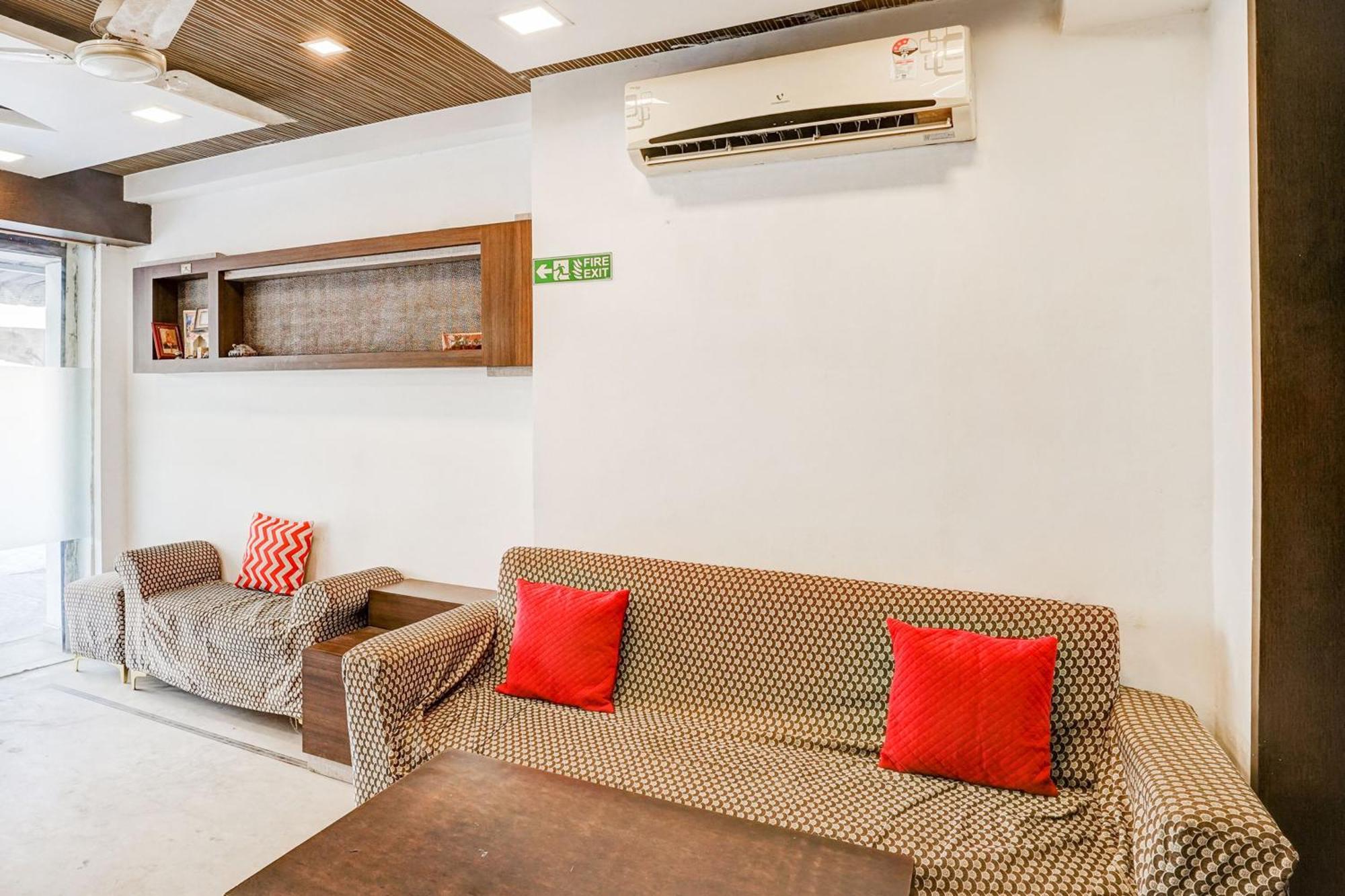 Super Hotel O Kaveri Path Formerly Shree Sai Residency Jaipur Buitenkant foto