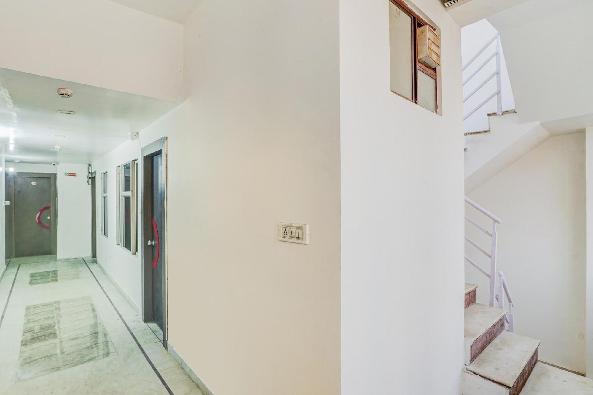 Super Hotel O Kaveri Path Formerly Shree Sai Residency Jaipur Buitenkant foto